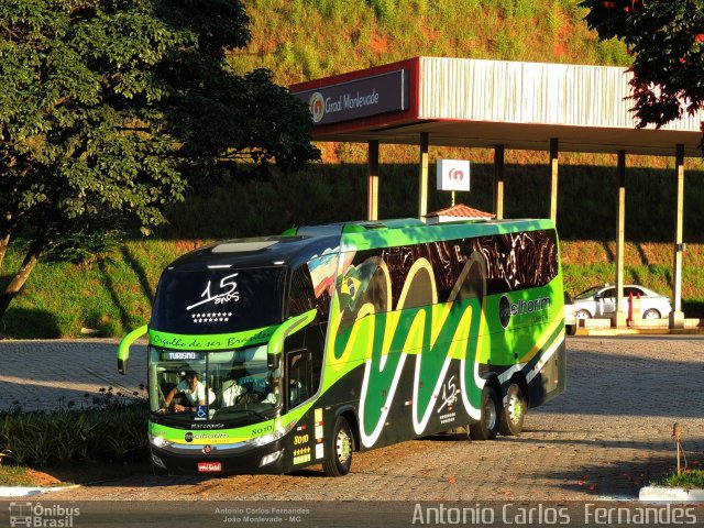 Melhorim Turismo 8010 na cidade de João Monlevade, Minas Gerais, Brasil, por Antonio Carlos Fernandes. ID da foto: 5430557.