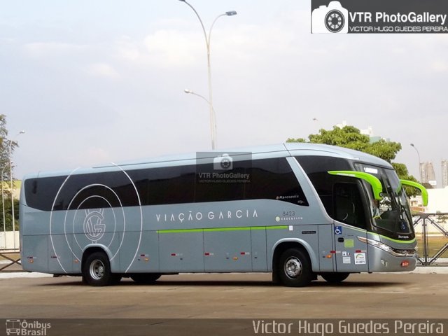 Viação Garcia 8423 na cidade de Maringá, Paraná, Brasil, por Victor Hugo Guedes Pereira. ID da foto: 5390724.