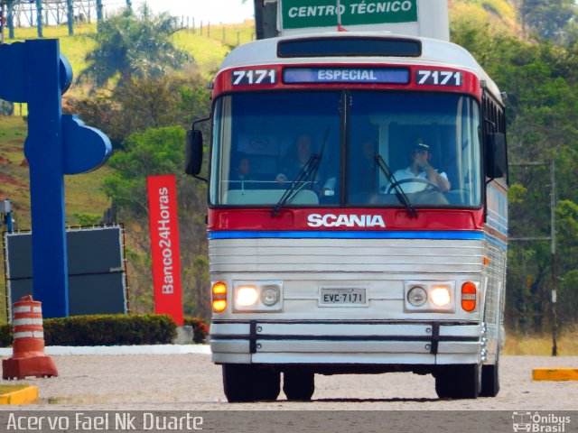 Ônibus Particulares 7171 na cidade de Jundiaí, São Paulo, Brasil, por Raphael José da Silva. ID da foto: 5390815.