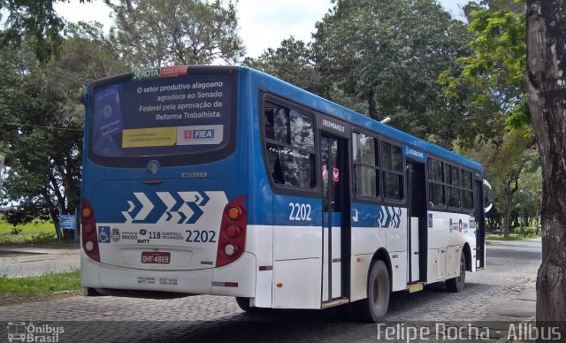 Empresa São Francisco 2202 na cidade de Maceió, Alagoas, Brasil, por Felipe Rocha. Número da foto: #5391856.