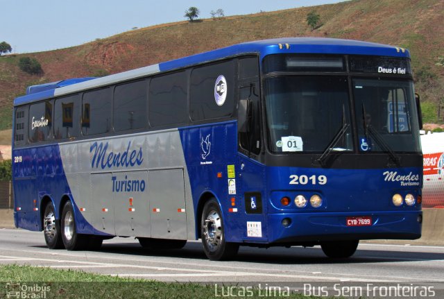 Mendes Turismo 2019 na cidade de Aparecida, São Paulo, Brasil, por Lucas Lima. Número da foto: #5436114.