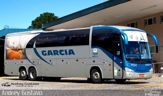 Viação Garcia 7034 na cidade de Curitiba, Paraná, Brasil, por Andrey Gustavo. Número da foto: #5437985.