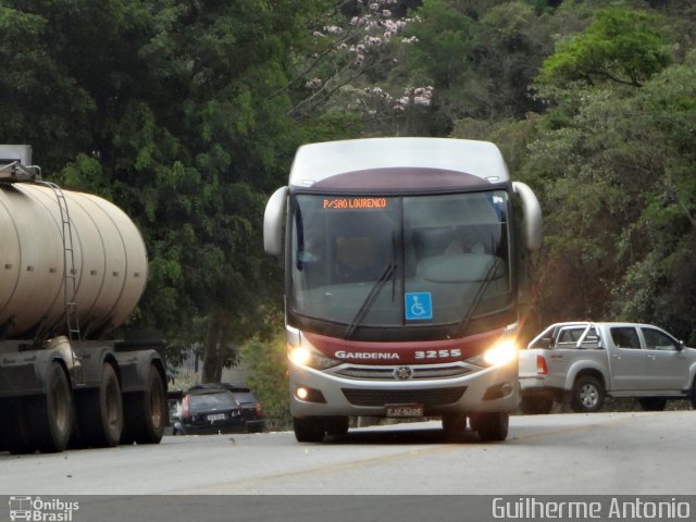 Expresso Gardenia 3255 na cidade de Caxambu, Minas Gerais, Brasil, por Guilherme Antonio. ID da foto: 5443468.