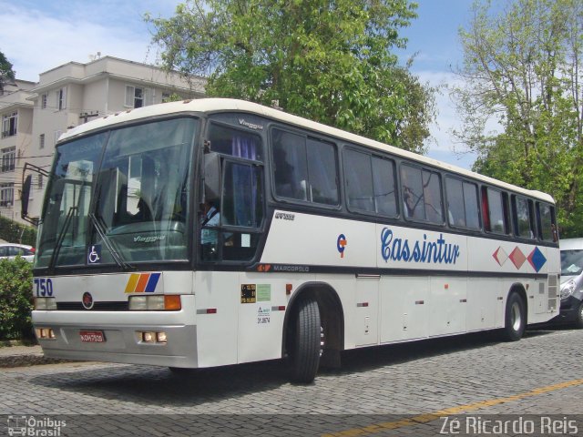 Cassintur 750 na cidade de Petrópolis, Rio de Janeiro, Brasil, por Zé Ricardo Reis. Número da foto: #5451720.