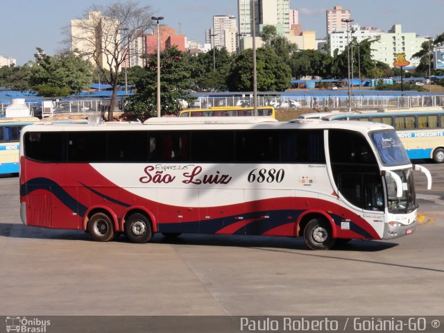 Expresso São Luiz 6880 na cidade de Goiânia, Goiás, Brasil, por Paulo Roberto de Morais Amorim. ID da foto: 5451416.