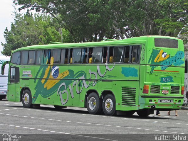 Clovis Turismo 7070 na cidade de Aparecida, São Paulo, Brasil, por Valter Silva. ID da foto: 5451364.