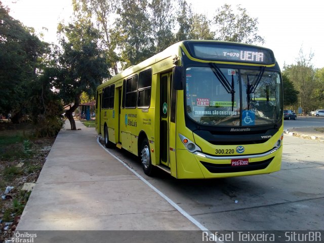 Víper Transportes 300.220 na cidade de São Luís, Maranhão, Brasil, por Rafael Teixeira. Número da foto: #5450091.