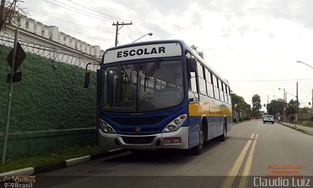 Escolares S-N na cidade de Caçapava, São Paulo, Brasil, por Claudio Luiz. ID da foto: 5453649.