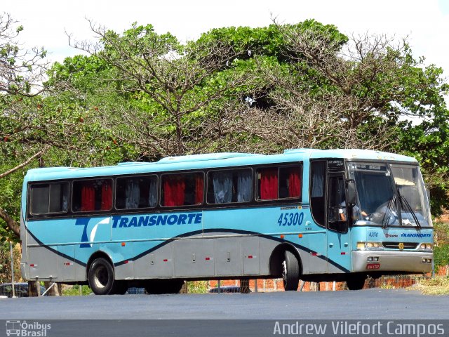 Transnorte - Transporte e Turismo Norte de Minas 45300 na cidade de Montes Claros, Minas Gerais, Brasil, por Andrew Campos. ID da foto: 5453358.