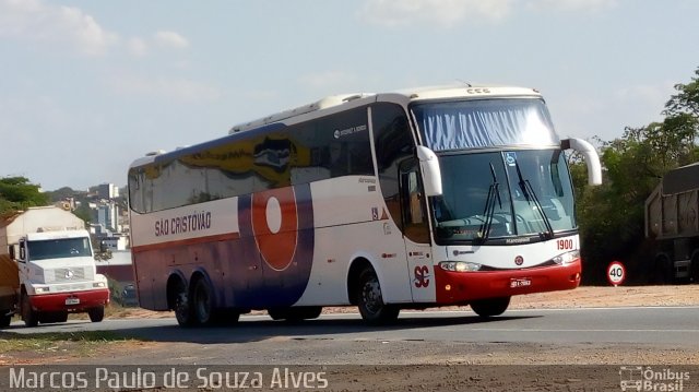 Viação São Cristóvão 1900 na cidade de Divinópolis, Minas Gerais, Brasil, por Marcos Paulo de Souza Alves. Número da foto: #5455114.