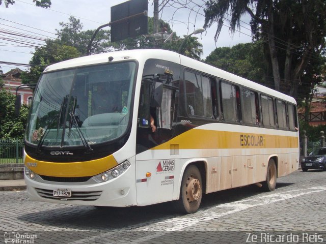 Prefeitura Municipal de São Thomé das Letras 5928 na cidade de Petrópolis, Rio de Janeiro, Brasil, por Zé Ricardo Reis. ID da foto: 5456399.