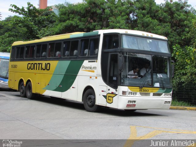 Empresa Gontijo de Transportes 15380 na cidade de São Paulo, São Paulo, Brasil, por Junior Almeida. ID da foto: 5461196.