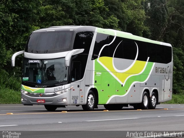 Brasil Sul Linhas Rodoviárias 2692 na cidade de Irati, Paraná, Brasil, por André Felipe Mudrei. Número da foto: #5460825.