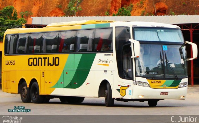 Empresa Gontijo de Transportes 12050 na cidade de Paraíba do Sul, Rio de Janeiro, Brasil, por Clovis Junior. Número da foto: #5396920.