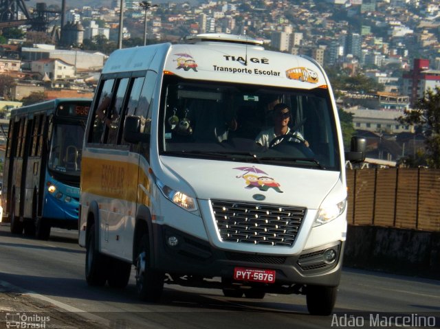 Escolares 5876 na cidade de Belo Horizonte, Minas Gerais, Brasil, por Adão Raimundo Marcelino. ID da foto: 5400384.