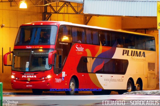 Pluma Conforto e Turismo 7009 na cidade de Sorocaba, São Paulo, Brasil, por EDUARDO - SOROCABUS. Número da foto: #5403197.