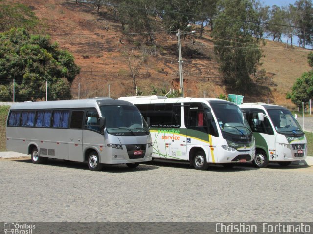 Ônibus Particulares 4921 na cidade de Ubá, Minas Gerais, Brasil, por Christian  Fortunato. Número da foto: #5404211.