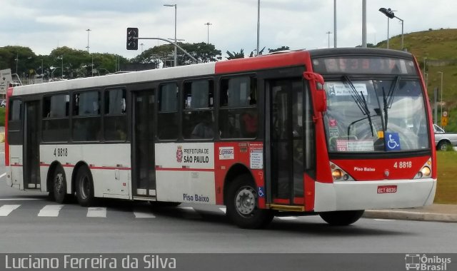 Express Transportes Urbanos Ltda 4 8818 na cidade de São Paulo, São Paulo, Brasil, por Luciano Ferreira da Silva. ID da foto: 5486515.