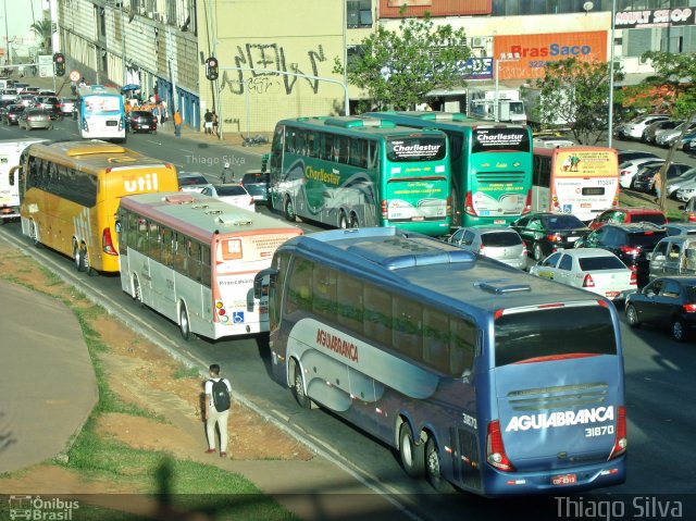 Viação Águia Branca 31870 na cidade de Brasília, Distrito Federal, Brasil, por Thiago Silva . Número da foto: #5486524.