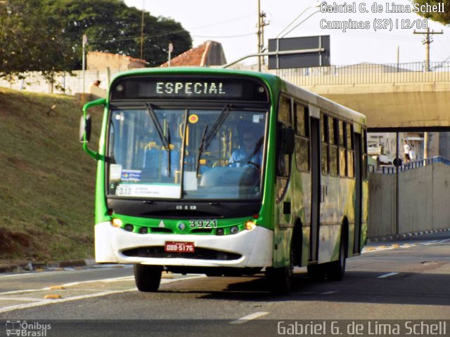 VB Transportes e Turismo 3921 na cidade de Campinas, São Paulo, Brasil, por Gabriel Giacomin de Lima. Número da foto: #5488668.