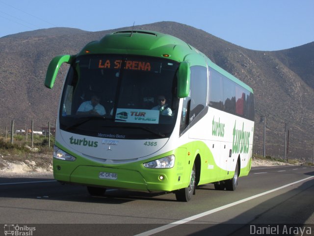 TurBus 4365 na cidade de , por Araya Daniel . Número da foto: #5490310.