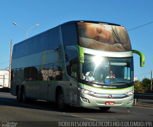 Viação Garcia 7997 na cidade de Curitiba, Paraná, Brasil, por Roger Coelho. ID da foto: 5492638.