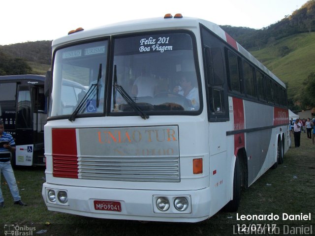 União Tur 10100 na cidade de Natividade, Rio de Janeiro, Brasil, por Leonardo Daniel. ID da foto: 5504244.