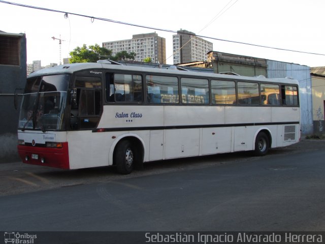 Ônibus Particulares  na cidade de Santiago, Santiago, Metropolitana de Santiago, Chile, por Sebastián Ignacio Alvarado Herrera. Número da foto: #5502034.
