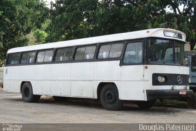 Ônibus Particulares 3884 na cidade de Cachoeiro de Itapemirim, Espírito Santo, Brasil, por Douglas Paternezi. Número da foto: #5507372.
