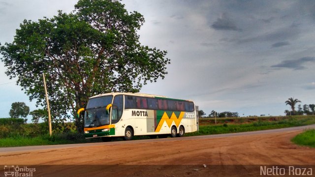 Viação Motta 30223 na cidade de Juscimeira, Mato Grosso, Brasil, por Nestor dos Santos Roza. Número da foto: #5511569.