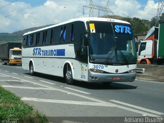 STR Locadora 3070 na cidade de Roseira, São Paulo, Brasil, por Adriano Duarte. Número da foto: #5511830.