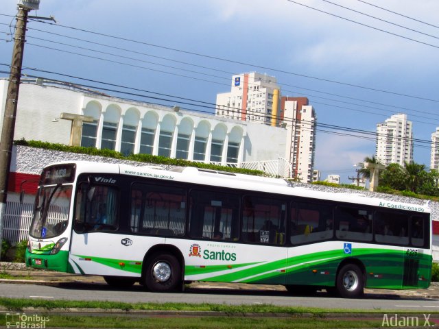 Viação Piracicabana Santos 4325 na cidade de Santos, São Paulo, Brasil, por Adam Xavier Rodrigues Lima. Número da foto: #5514364.
