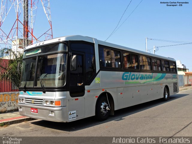 Giovanni Turismo 1800 na cidade de Guarapari, Espírito Santo, Brasil, por Antonio Carlos Fernandes. Número da foto: #5515543.