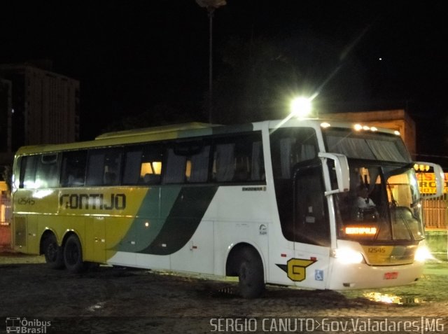 Empresa Gontijo de Transportes 12545 na cidade de Governador Valadares, Minas Gerais, Brasil, por Sérgio Augusto Braga Canuto. ID da foto: 5517213.