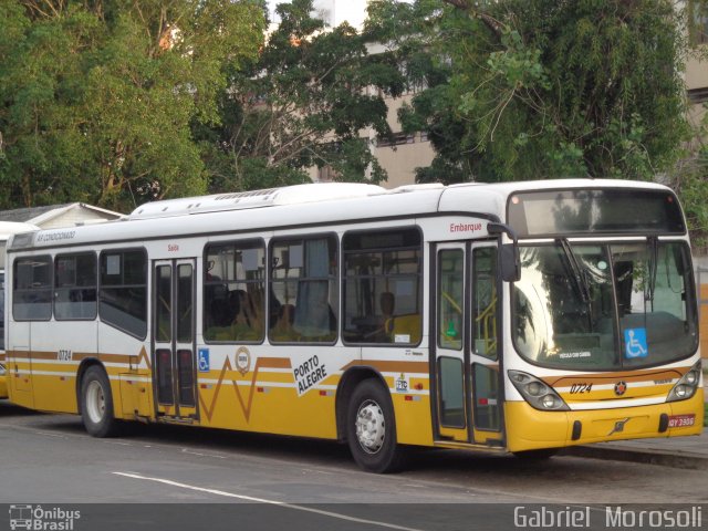 Companhia Carris Porto-Alegrense 0724 na cidade de Porto Alegre, Rio Grande do Sul, Brasil, por Gabriel  Morosoli. ID da foto: 5520657.