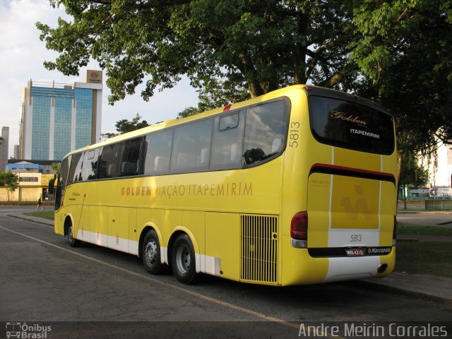 Viação Itapemirim 5813 na cidade de Curitiba, Paraná, Brasil, por Andre Meirin Corrales. ID da foto: 5521559.