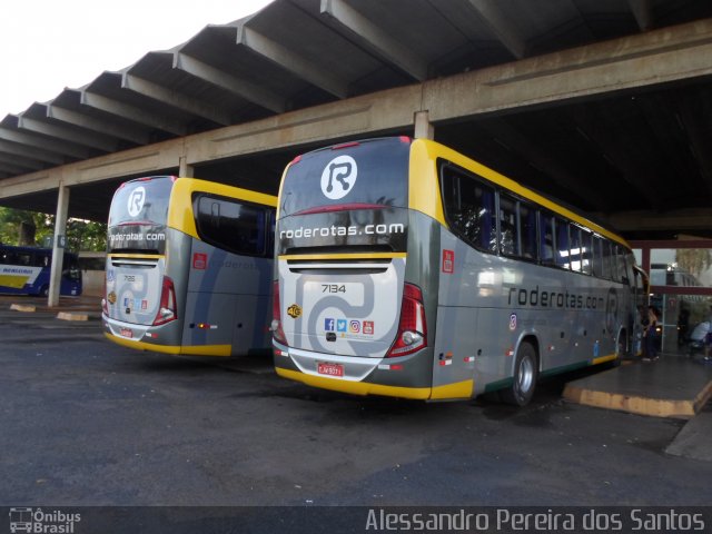 RodeRotas - Rotas de Viação do Triângulo 7134 na cidade de Araguari, Minas Gerais, Brasil, por Alessandro Pereira dos Santos. ID da foto: 5522349.