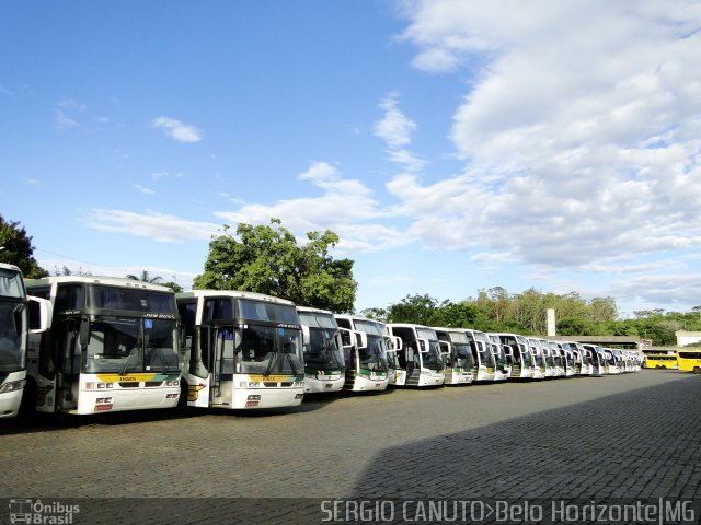 Empresa Gontijo de Transportes Frota na cidade de Belo Horizonte, Minas Gerais, Brasil, por Sérgio Augusto Braga Canuto. ID da foto: 5525131.