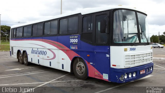 Ônibus Particulares 3000 na cidade de Brasília, Distrito Federal, Brasil, por Clébio Júnior. Número da foto: #5527298.