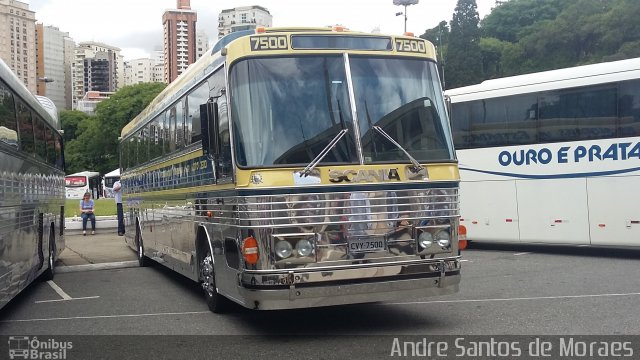 Ônibus Particulares 7500 na cidade de São Paulo, São Paulo, Brasil, por Andre Santos de Moraes. Número da foto: #5529943.