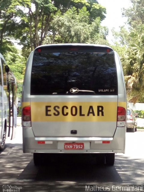 Escolares 7952 na cidade de São Paulo, São Paulo, Brasil, por Matheus Germiniani. Número da foto: #5530396.