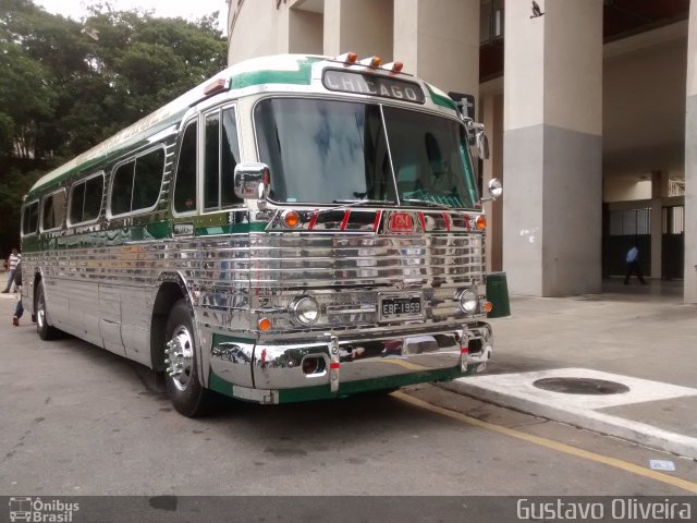 Ônibus Particulares 1959 na cidade de São Paulo, São Paulo, Brasil, por Gustavo Oliveira. Número da foto: #5530090.