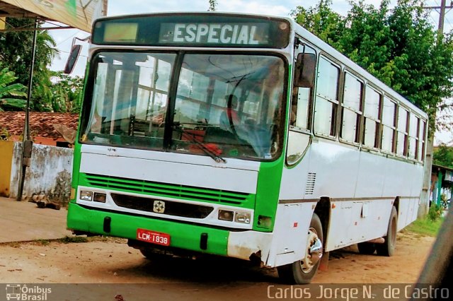 Ônibus Particulares LCM1838 na cidade de Igarapé-Açu, Pará, Brasil, por Carlos Jorge N.  de Castro. ID da foto: 5468271.