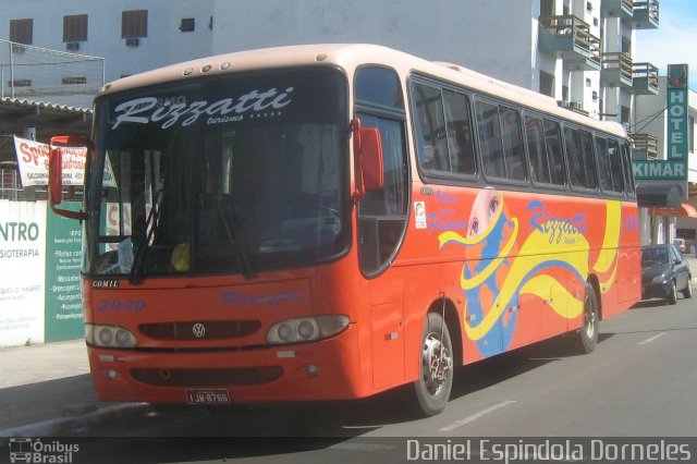 Rizzatti Turismo 2030 na cidade de Tramandaí, Rio Grande do Sul, Brasil, por Daniel Espindola Dorneles. ID da foto: 5477188.