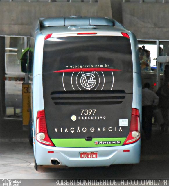 Viação Garcia 7397 na cidade de Curitiba, Paraná, Brasil, por Roger Coelho. Número da foto: #5477452.