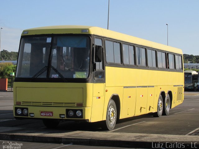 Ônibus Particulares 6476 na cidade de São Lourenço da Mata, Pernambuco, Brasil, por Luiz Carlos de Santana. Número da foto: #5479155.