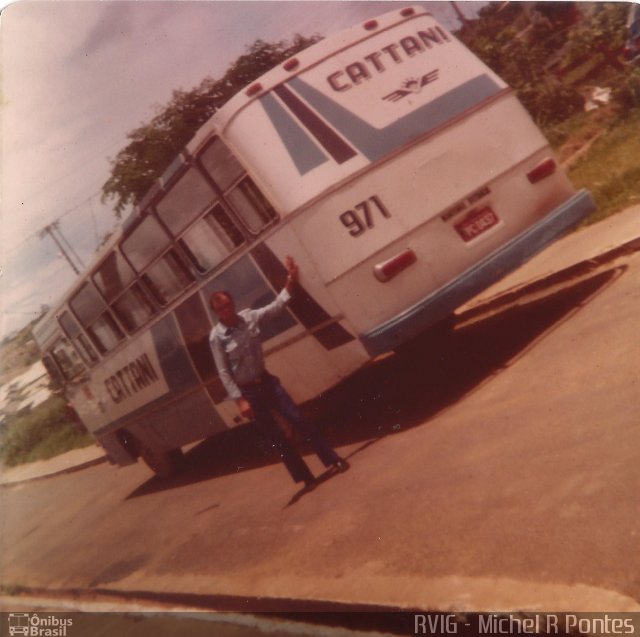 Cattani Transportes e Turismo 971 na cidade de Tucuruí, Pará, Brasil, por Rodrigo Augusto  Vignaga. Número da foto: #5480961.