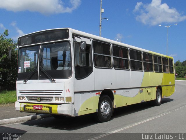 Ônibus Particulares 4487 na cidade de São Lourenço da Mata, Pernambuco, Brasil, por Luiz Carlos de Santana. ID da foto: 5481601.