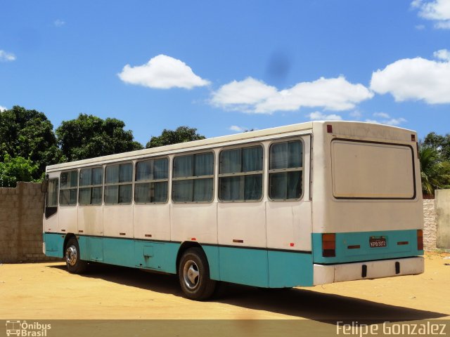Ônibus Particulares PRN3072 na cidade de Açu, Rio Grande do Norte, Brasil, por Felipe Gonzalez. Número da foto: #5483610.