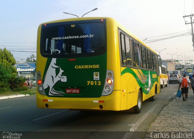 Expresso Caxiense 7013 na cidade de Caxias do Sul, Rio Grande do Sul, Brasil, por Carlos Gabriel. Número da foto: #5537781.